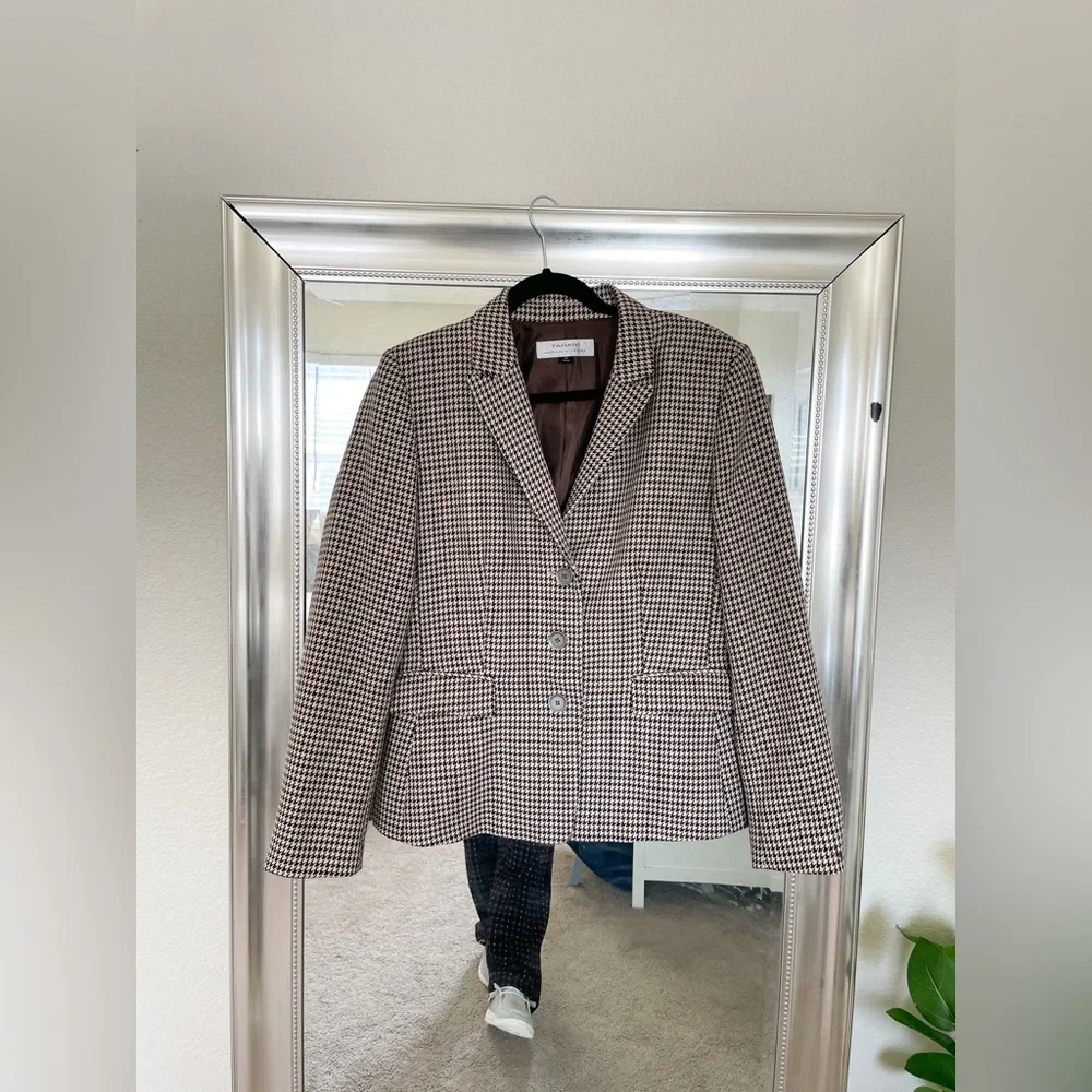 Tahari ASL Blazer - Picture 10 of 10
